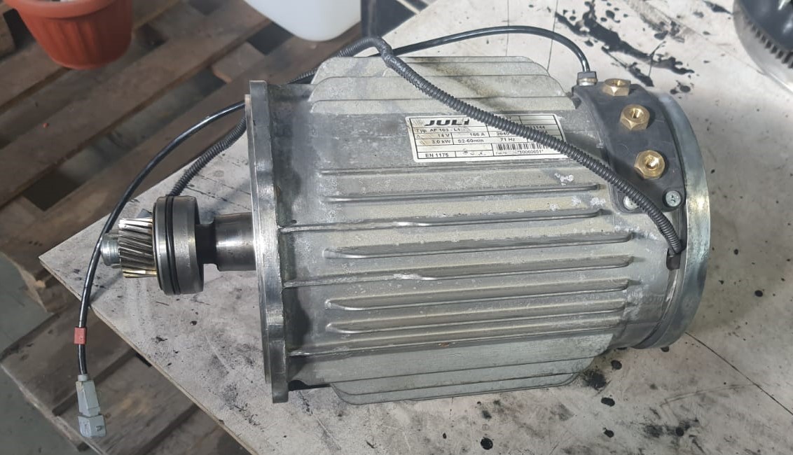 Двигатель 1